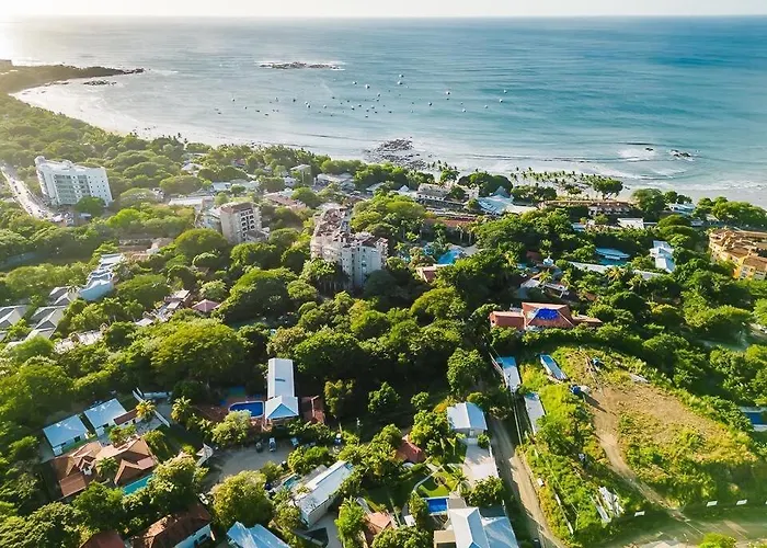 Apartamento Wrap-around Deck & Wildlife, Walk To Tamarindo